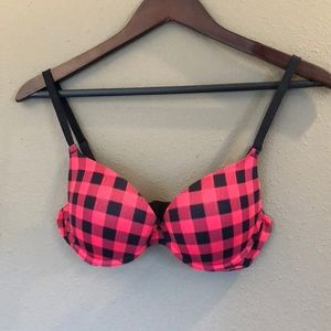 Victoria Secret Wear Everywhere Push-up Bra